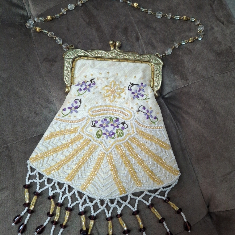 Victorian Trading Co beaded vintage look clutch purse